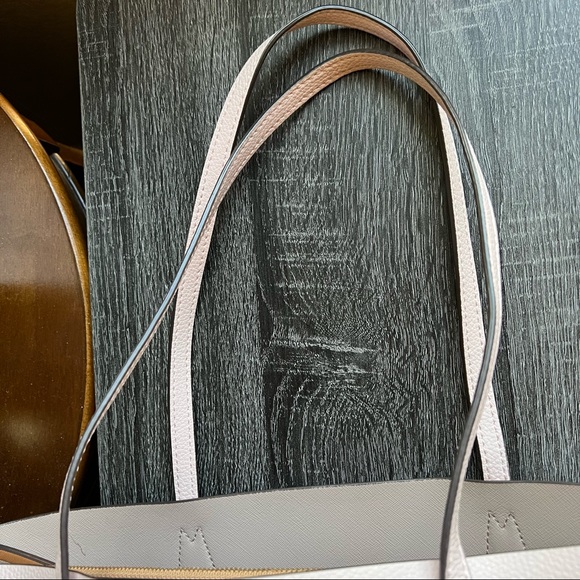 Tory Burch Perry Pink Tri Compartment Large Tote! Used Once! Retail $448 - Picture 10 of 16